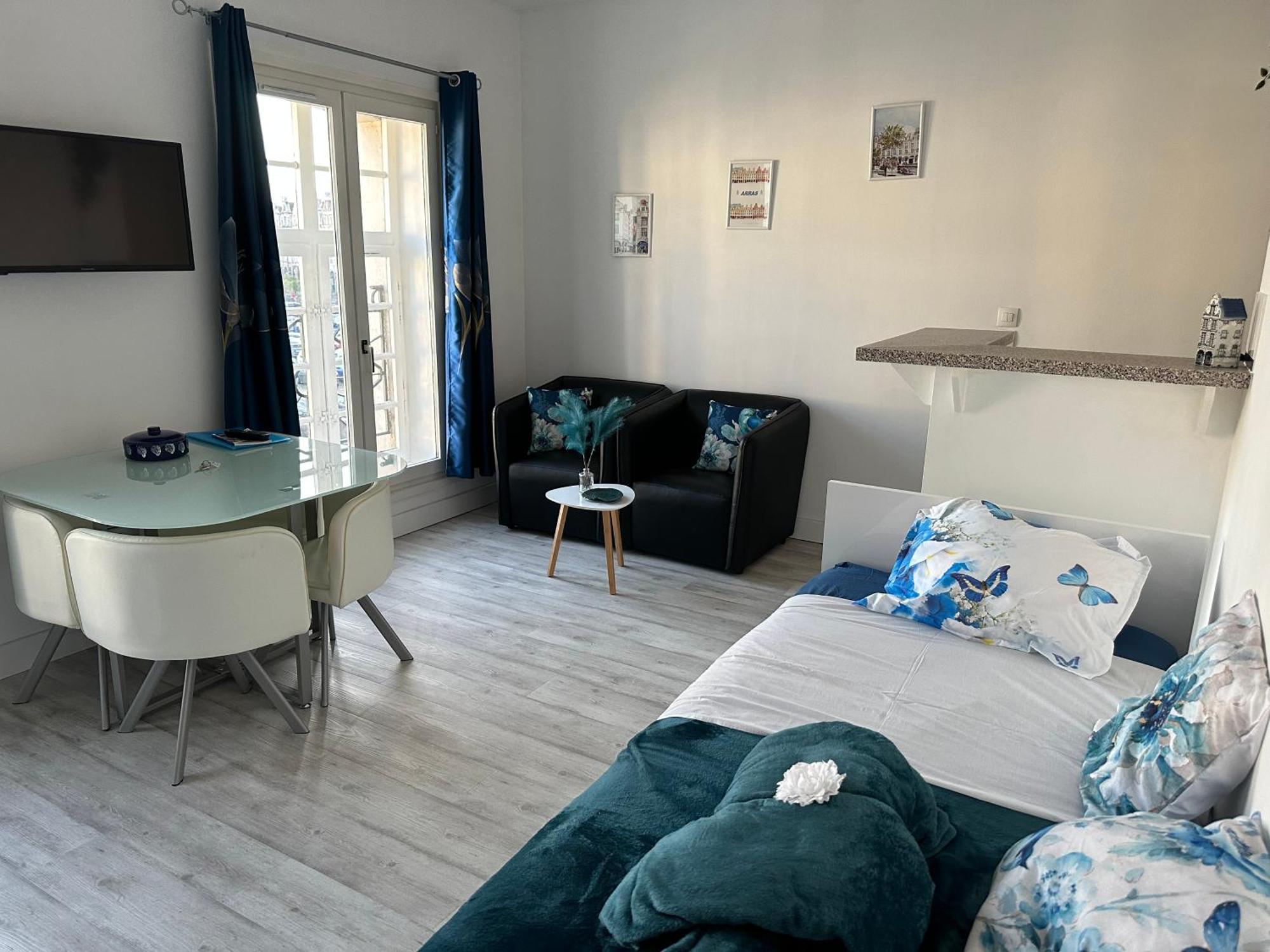 Le Bleu Arrageois Apartment Arras Luaran gambar